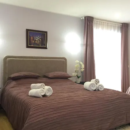 Radvi House Holiday home *